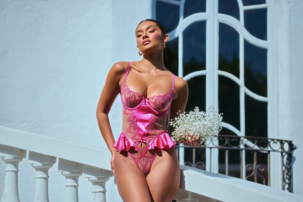 Sparkly Queen of Hearts Teddy in Pink by Build-A-Hoochie